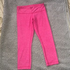 Lululemon wunder under crop size 6